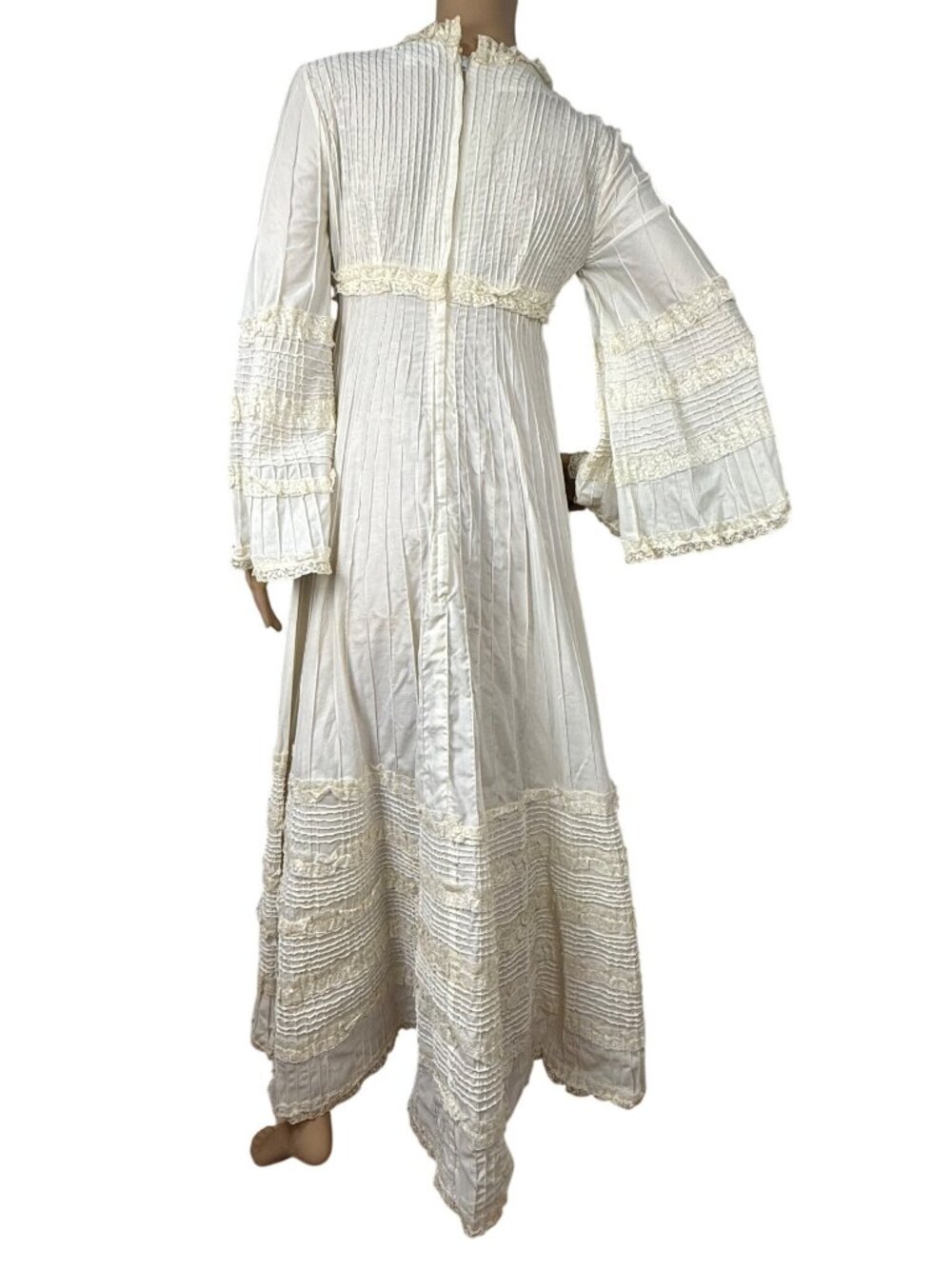 VTG 70s Tachi Castillo Ivory Prairie Maxi Dress Lace Pintuck Bell Sleeve Boho - Picture 7 of 12